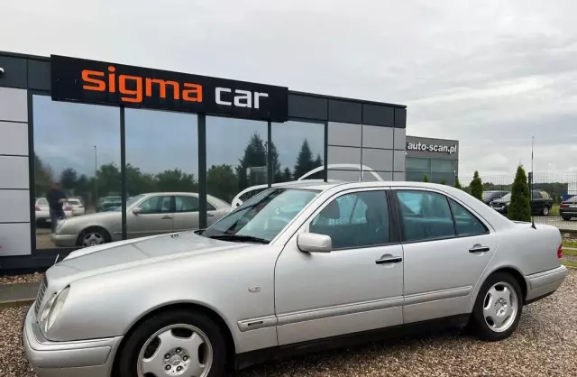 MERCEDES-BENZ Klasa E 