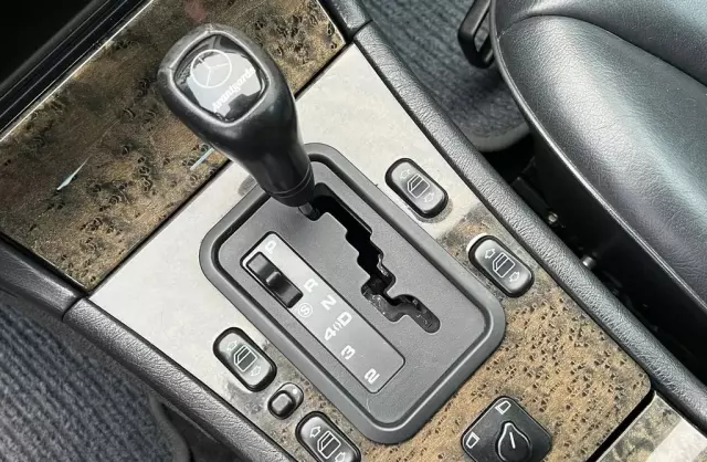 MERCEDES-BENZ Klasa E 