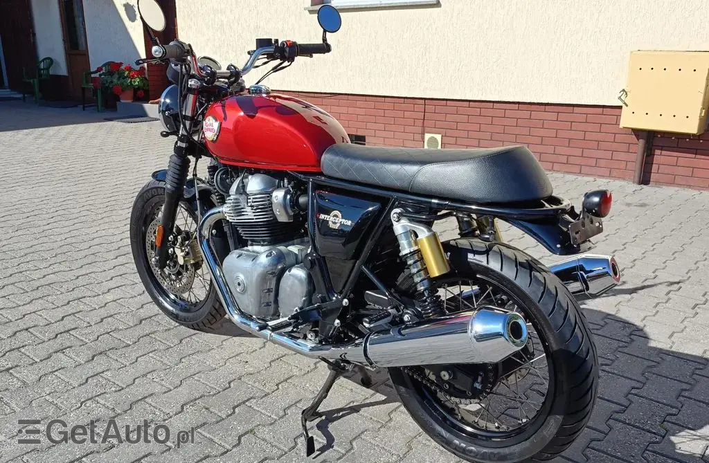 ENFIELD ROYAL Interceptor 650 
