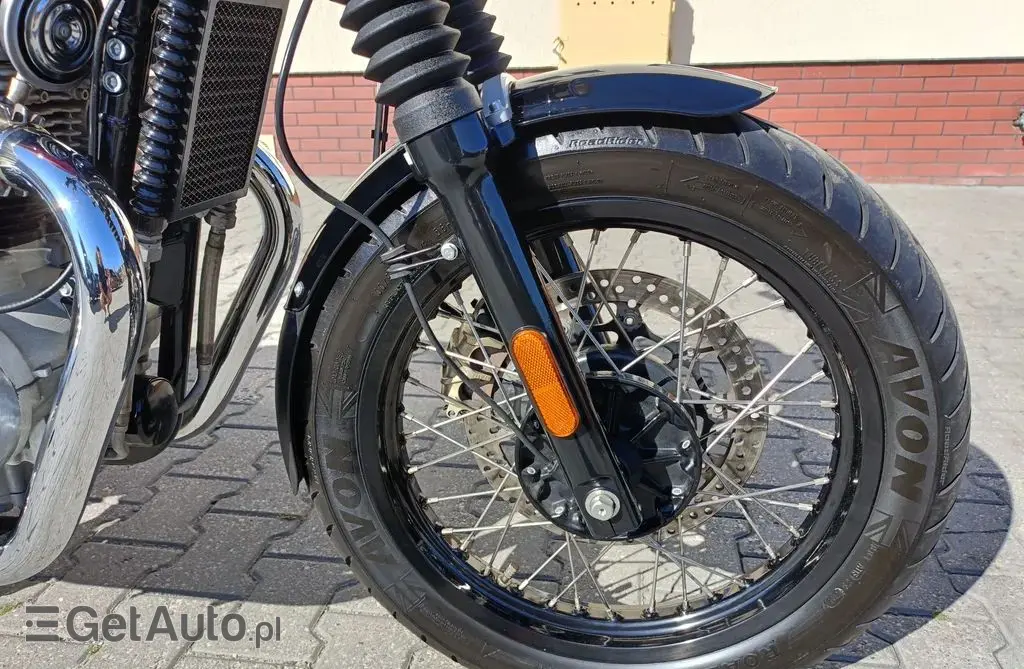 ENFIELD ROYAL Interceptor 650 