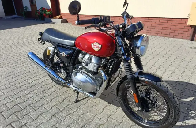 ENFIELD ROYAL Interceptor 650 