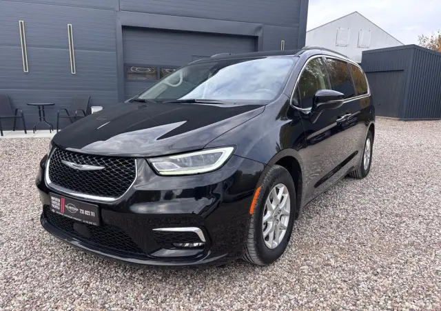 CHRYSLER Pacifica 