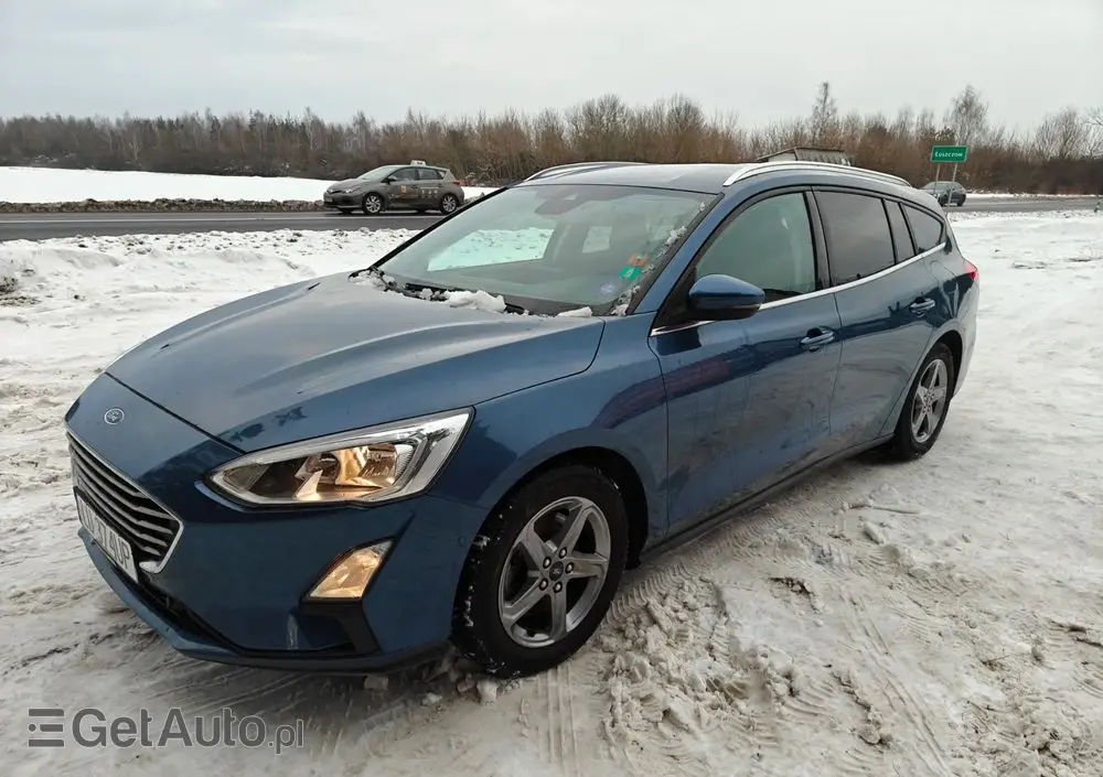 FORD Focus 1.0 EcoBoost Start-Stopp-System COOL&CONNECT