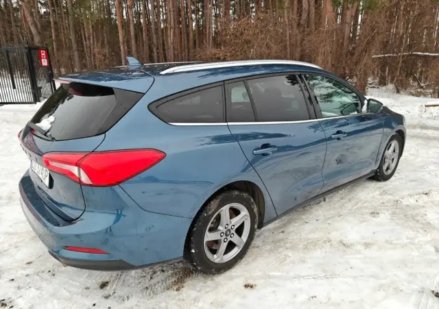 FORD Focus 1.0 EcoBoost Start-Stopp-System COOL&CONNECT