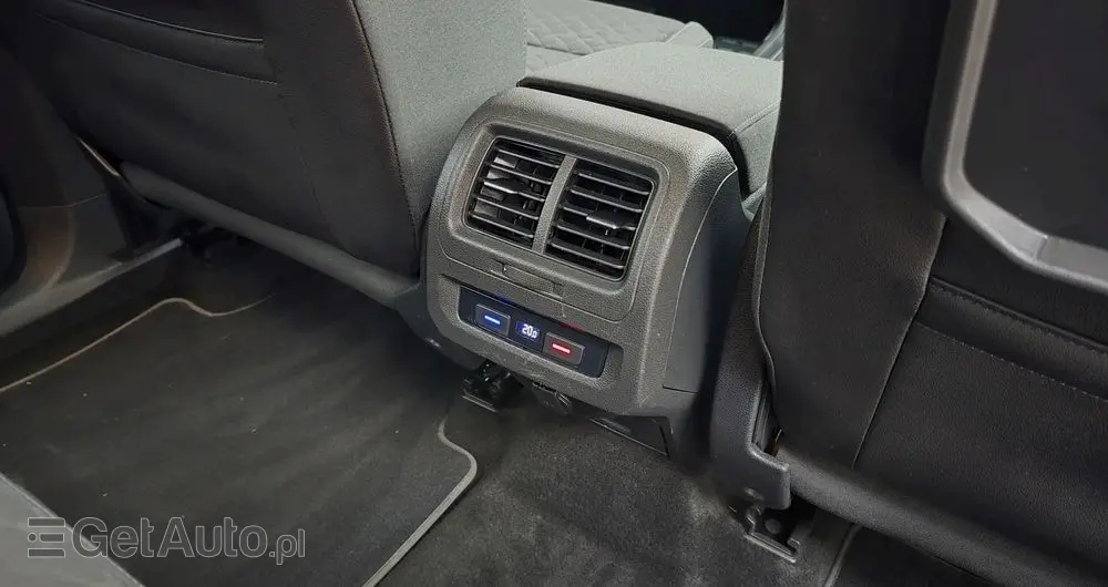 VOLKSWAGEN Touran 2.0 TDI BMT IQ Drive DSG