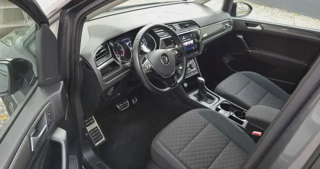 VOLKSWAGEN Touran 2.0 TDI BMT IQ Drive DSG