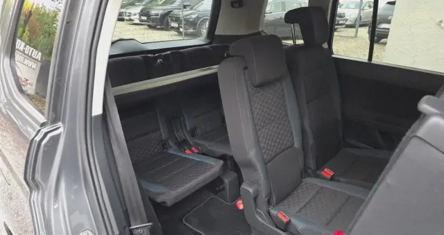 VOLKSWAGEN Touran 2.0 TDI BMT IQ Drive DSG