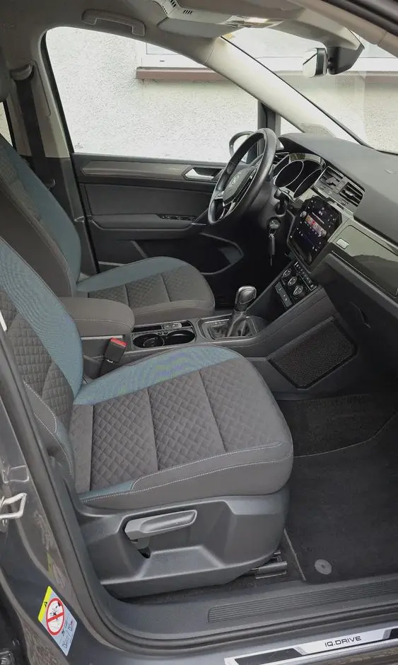 VOLKSWAGEN Touran 2.0 TDI BMT IQ Drive DSG