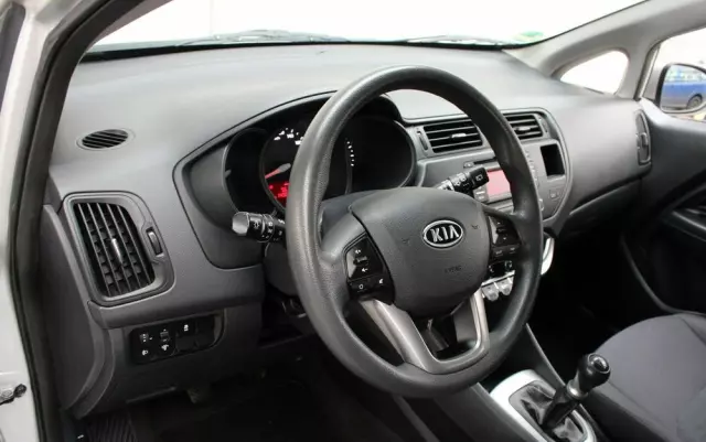 KIA Rio 1.2 L