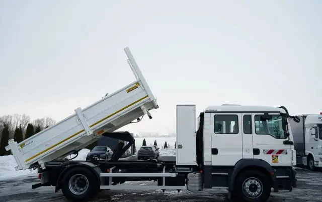 MAN TGM 18.340 / 4X2 / 3 STRONNA WYWROTKA / HYDROBURTA / BRYGADÓWKA 7 MIEJSC / BORDMATIC 