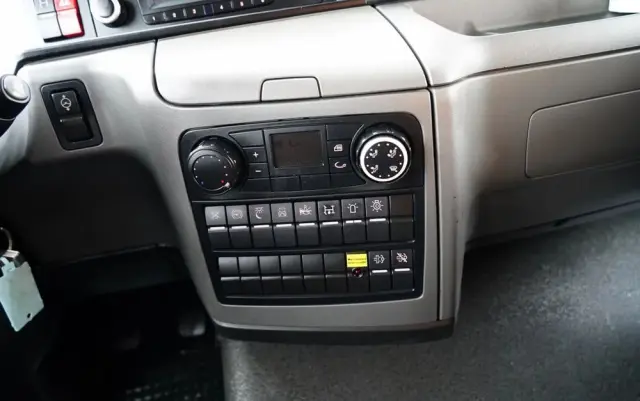 MAN TGM 18.340 / 4X2 / 3 STRONNA WYWROTKA / HYDROBURTA / BRYGADÓWKA 7 MIEJSC / BORDMATIC 