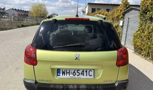 PEUGEOT 207 