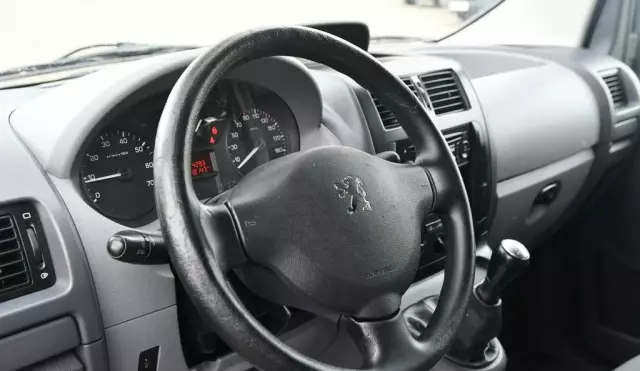 PEUGEOT Expert 