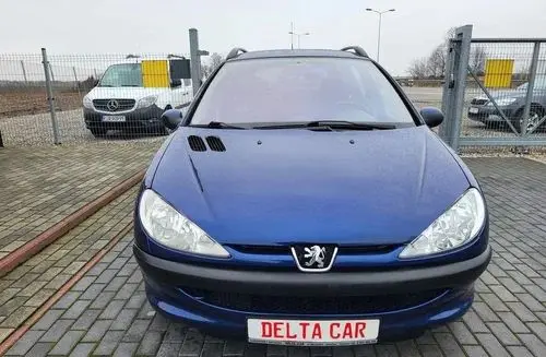 PEUGEOT 206 