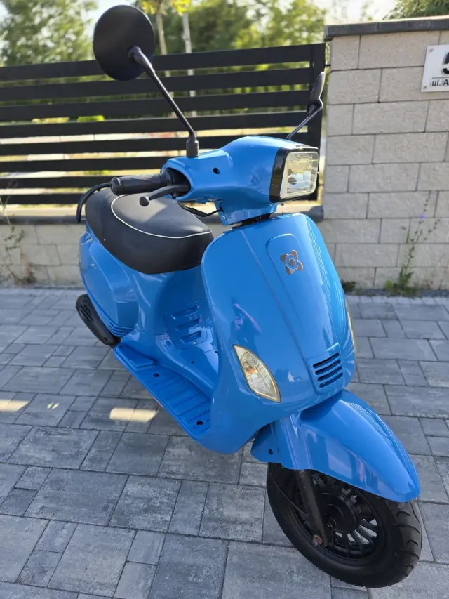 VESPA AGM retro 