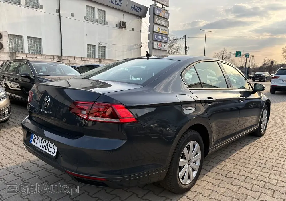 VOLKSWAGEN Passat 