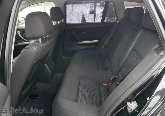 BMW Seria 3 320d Touring xDrive