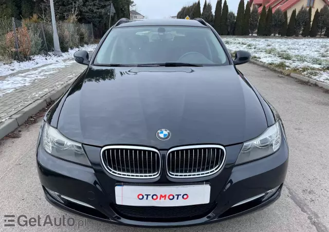 BMW Seria 3 320d Touring xDrive