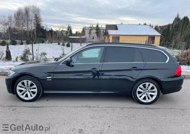 BMW Seria 3 320d Touring xDrive