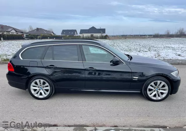 BMW Seria 3 320d Touring xDrive