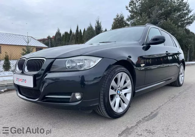 BMW Seria 3 320d Touring xDrive
