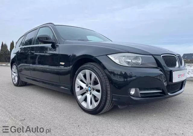 BMW Seria 3 320d Touring xDrive