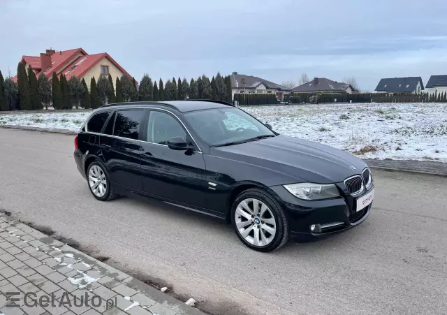 BMW Seria 3 320d Touring xDrive