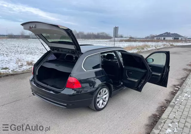 BMW Seria 3 320d Touring xDrive