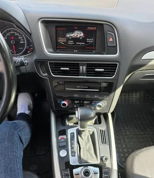 AUDI Q5 