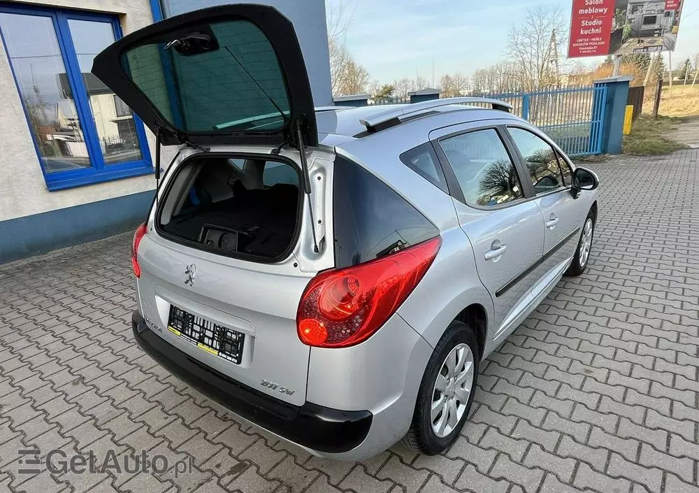PEUGEOT 207 
