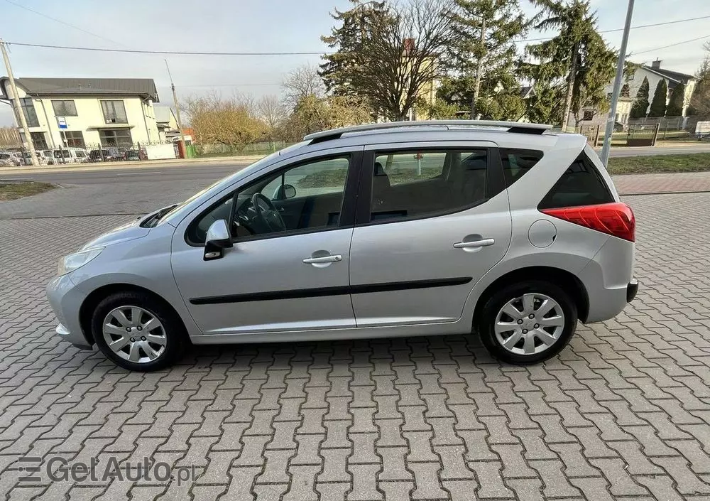 PEUGEOT 207 