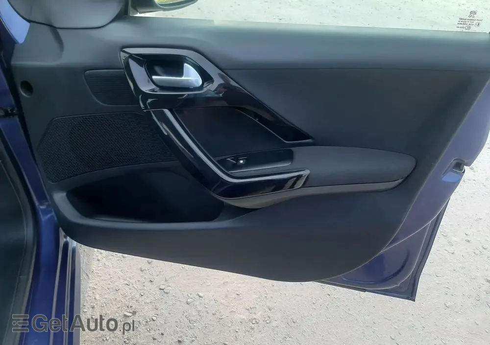 PEUGEOT 208 Blue-HDi 100 Stop&Start Active