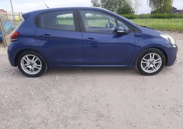 PEUGEOT 208 Blue-HDi 100 Stop&Start Active