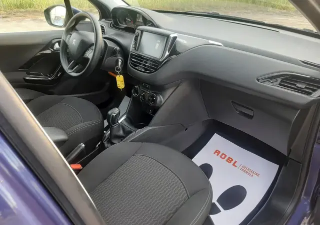 PEUGEOT 208 Blue-HDi 100 Stop&Start Active