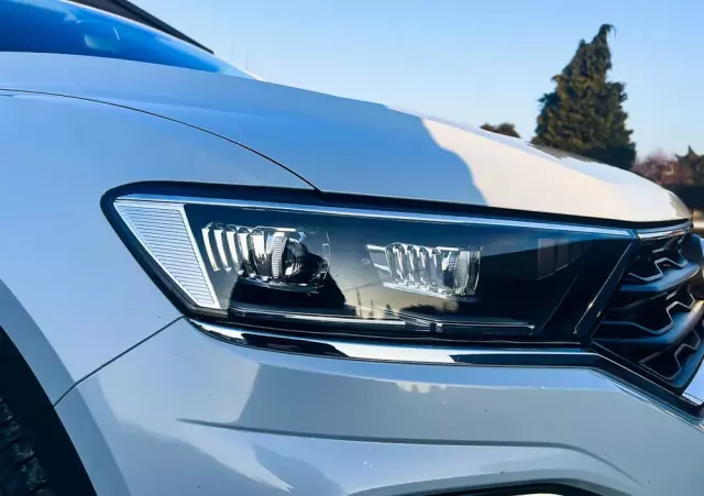 VOLKSWAGEN T-Roc 1.5 TSI ACT Premium DSG