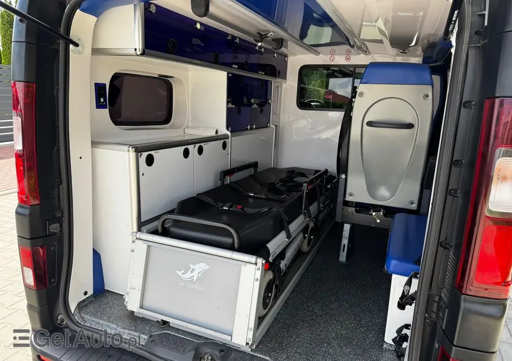 RENAULT Trafic 