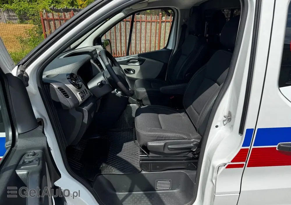 RENAULT Trafic 