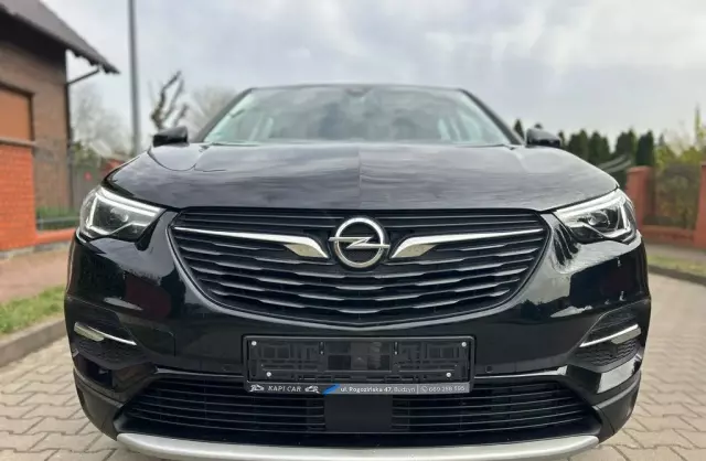 OPEL Grandland 