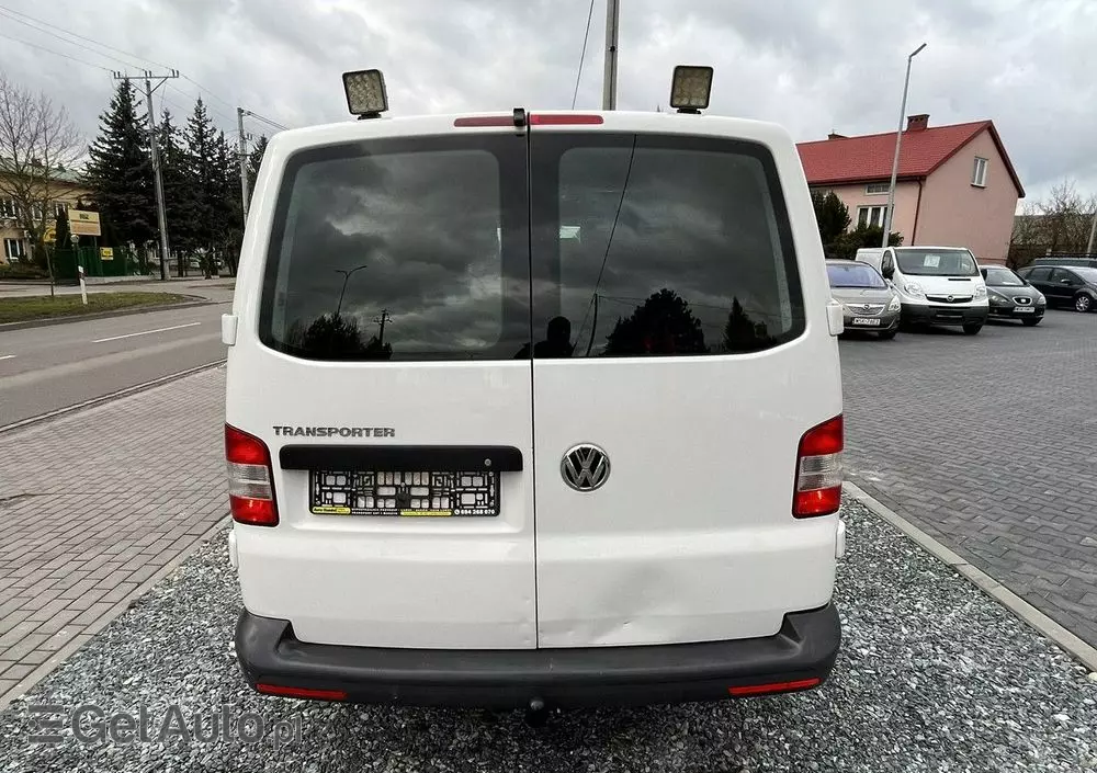 VOLKSWAGEN Transporter 