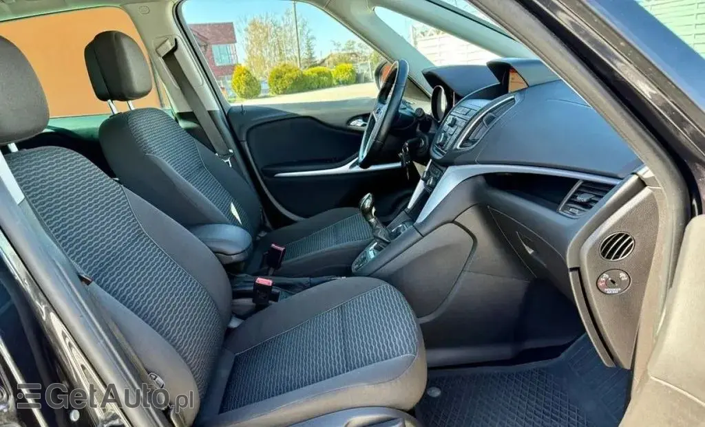 OPEL Zafira 