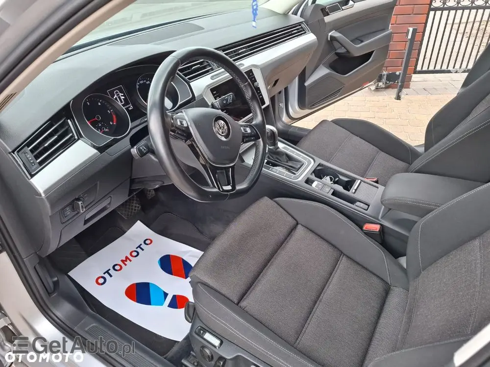 VOLKSWAGEN Passat 2.0 TDI SCR DSG Highline