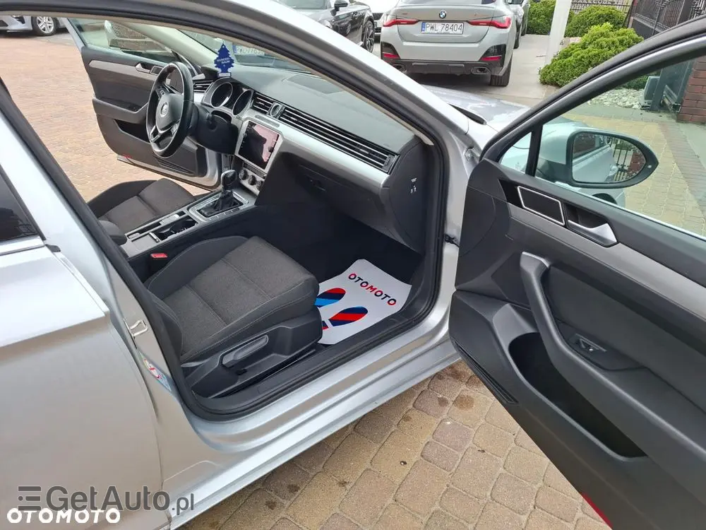 VOLKSWAGEN Passat 2.0 TDI SCR DSG Highline