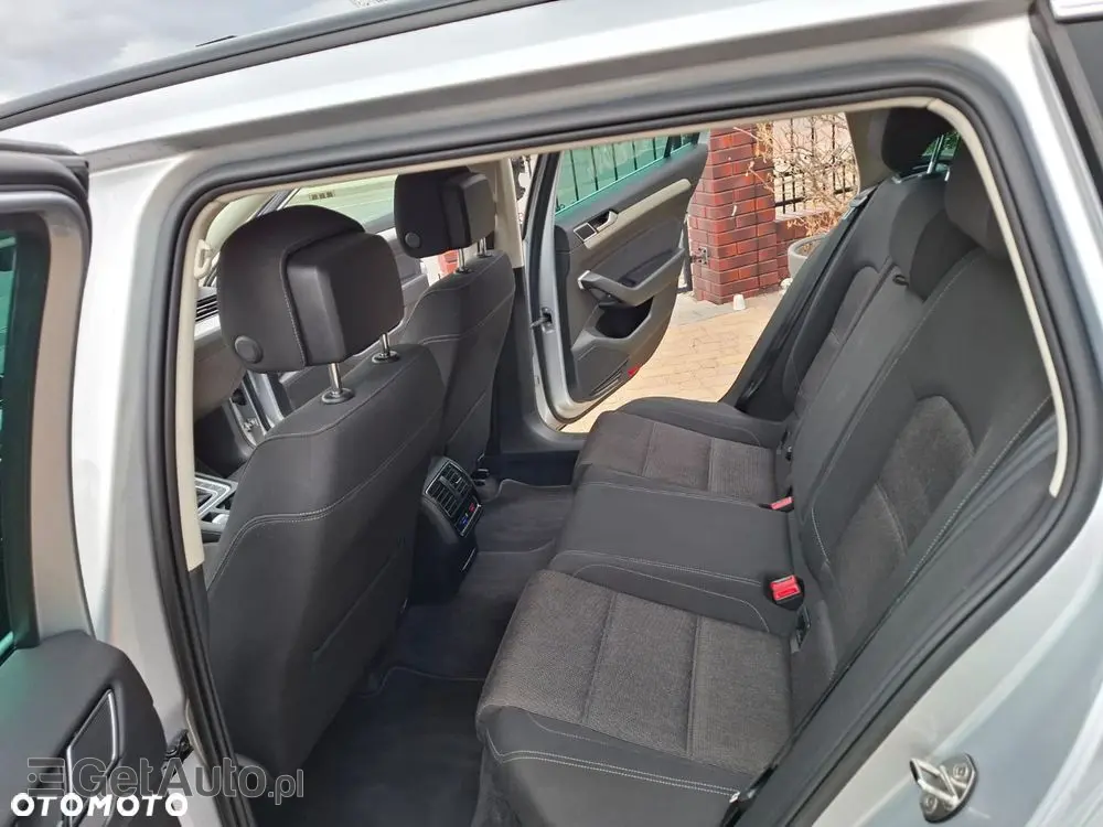 VOLKSWAGEN Passat 2.0 TDI SCR DSG Highline