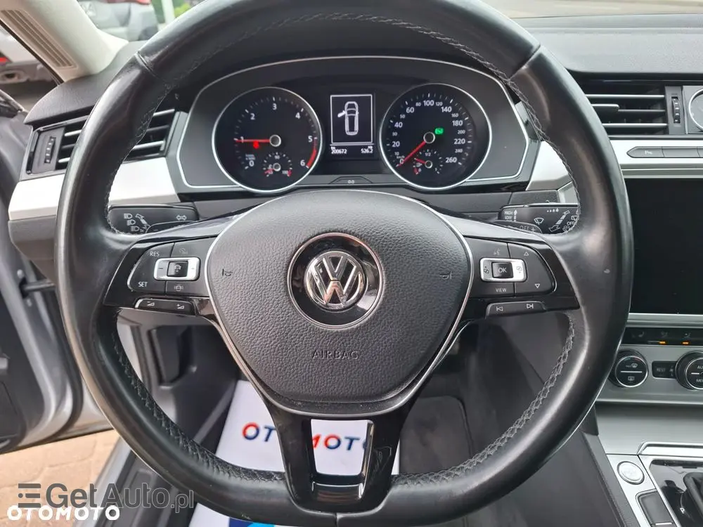 VOLKSWAGEN Passat 2.0 TDI SCR DSG Highline