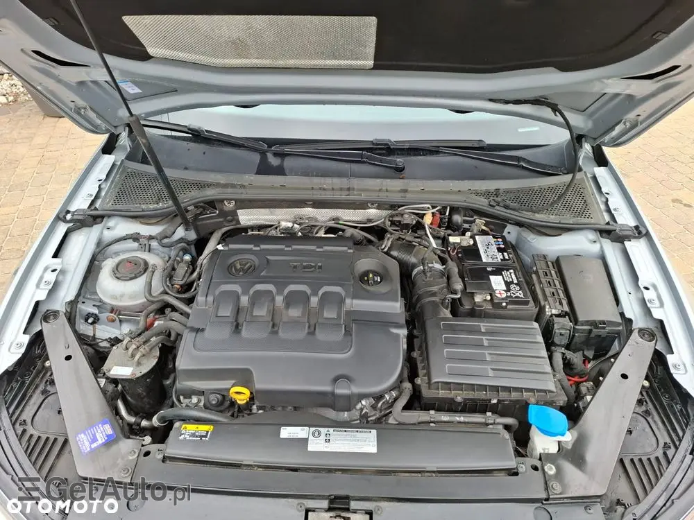 VOLKSWAGEN Passat 2.0 TDI SCR DSG Highline