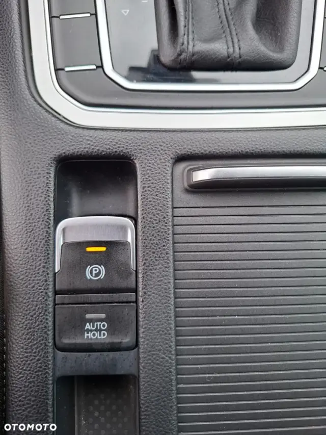 VOLKSWAGEN Passat 2.0 TDI SCR DSG Highline