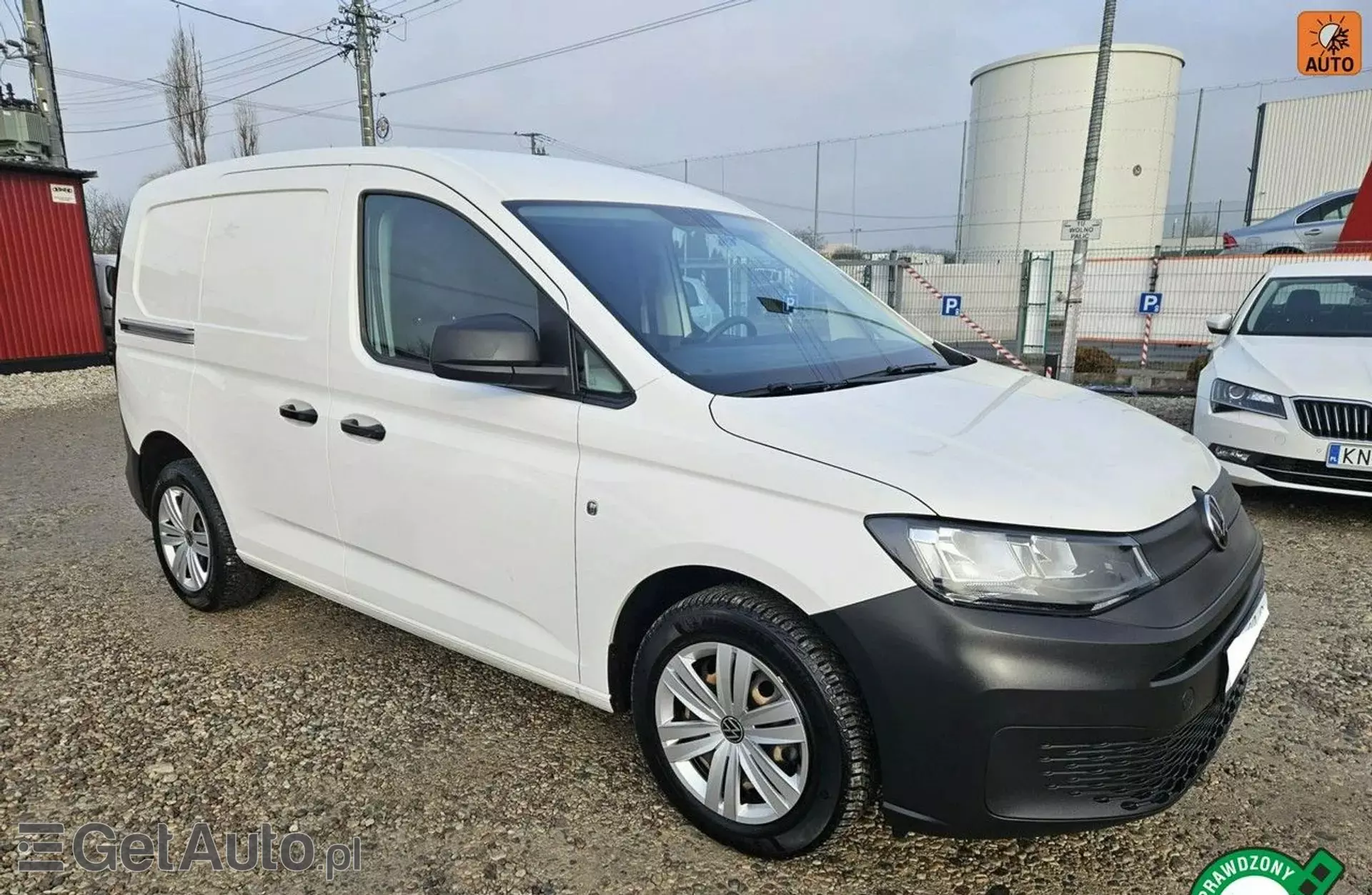 VOLKSWAGEN Caddy 