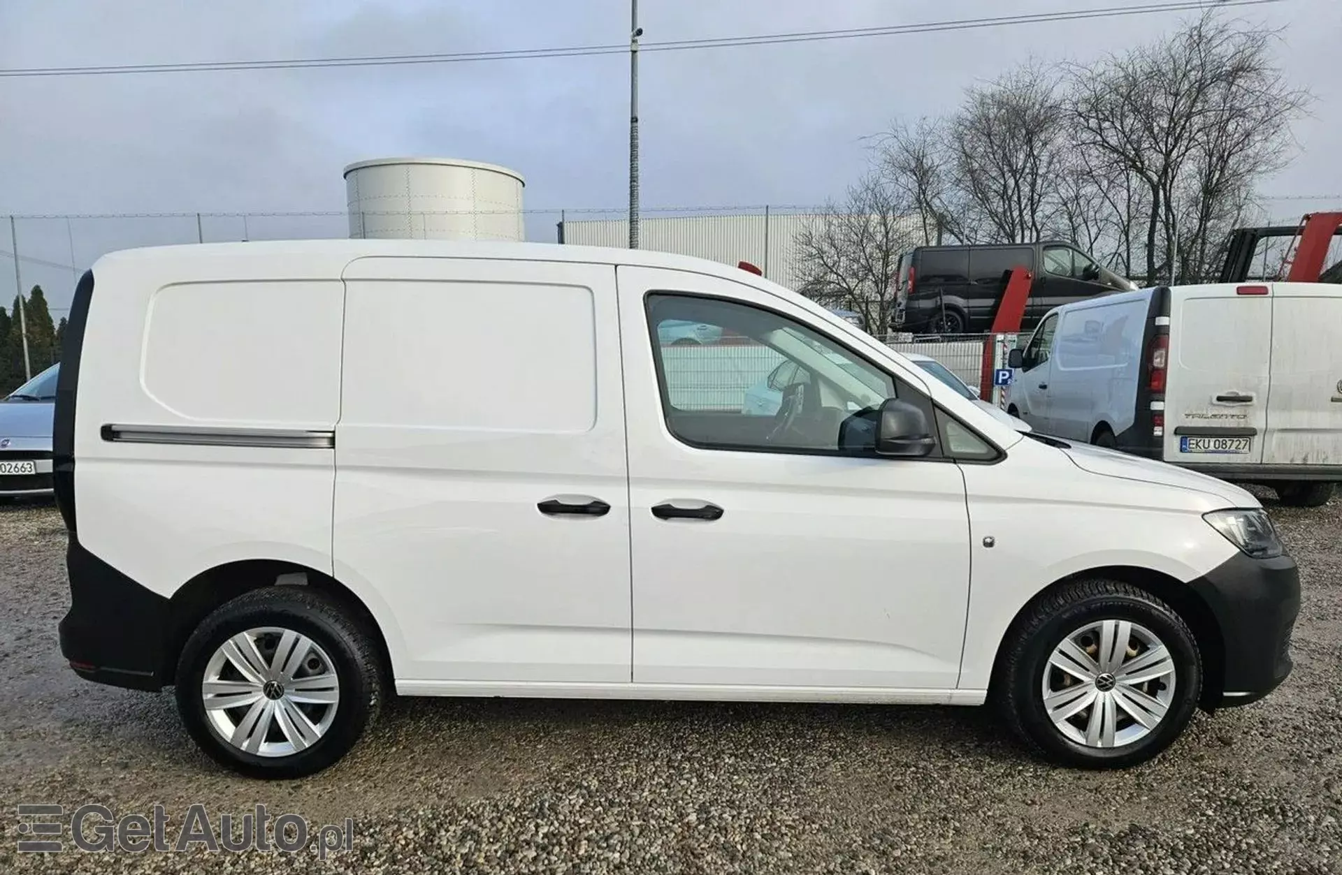 VOLKSWAGEN Caddy 