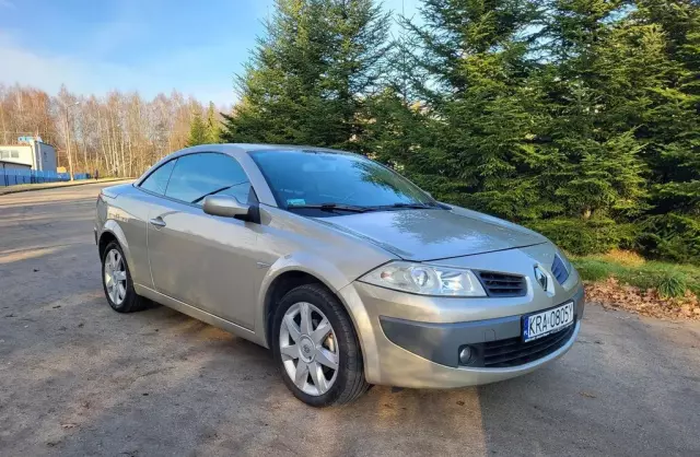 RENAULT Megane 