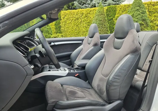 AUDI RS5 Cabrio S tronic